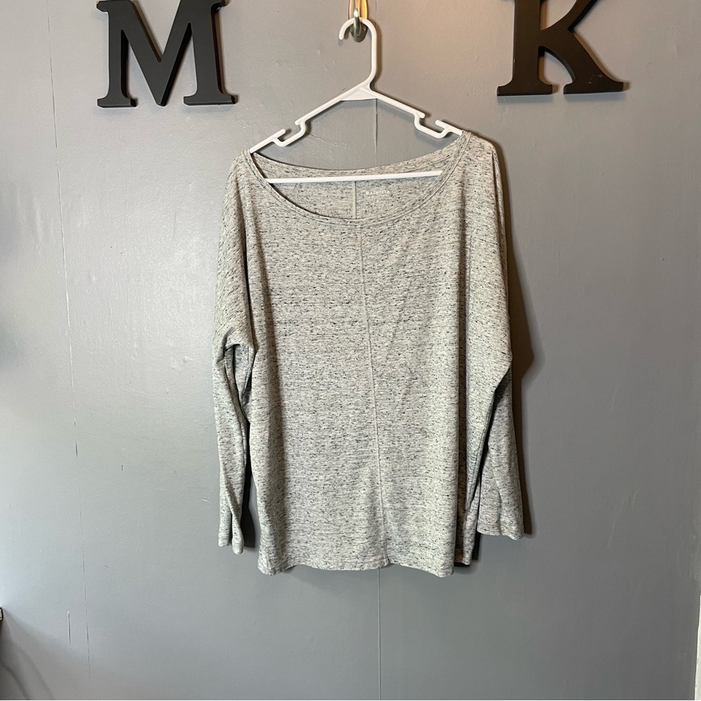 Athleta Gray Oversized Long Sleeve off the shoulder Scoop neck Top‎ size medium